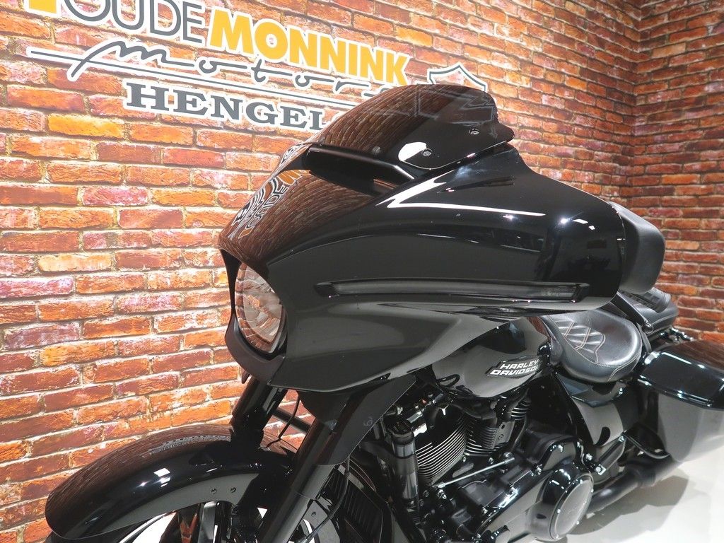 FLHX Street Glide 117